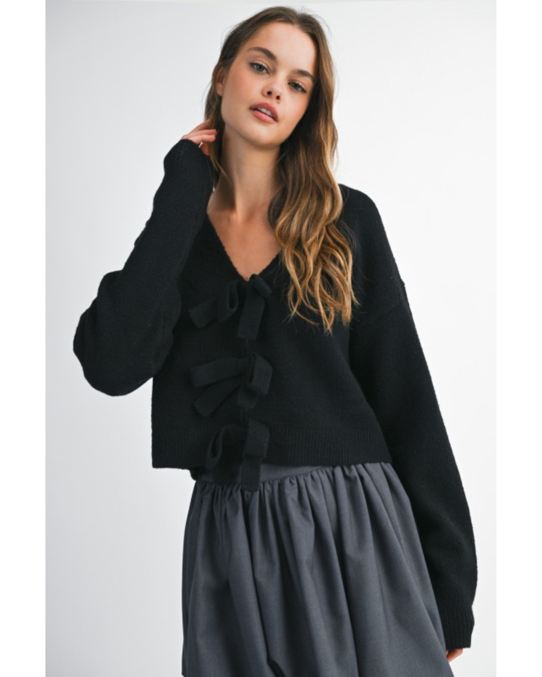 Dee Sweater (2 Colors)